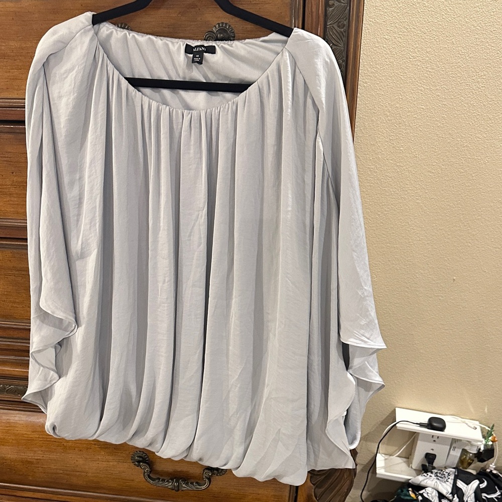 Alfani Light Gray Women's Blouse